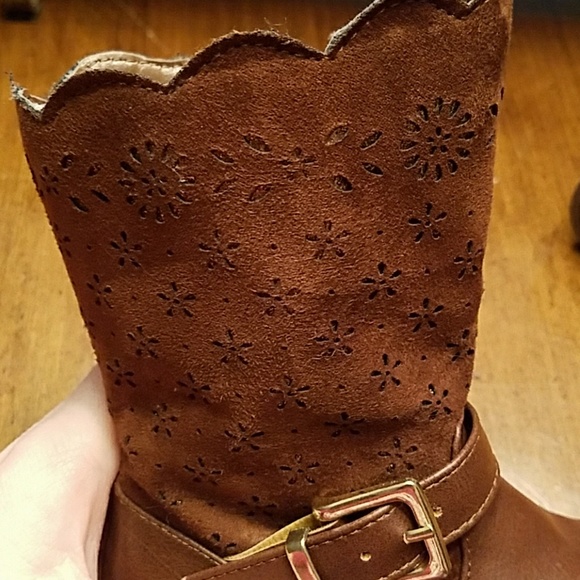 Brown toddler boots - Picture 4 of 4